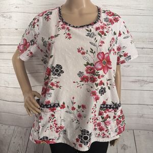 Dickies Scrub Top Medium Pink White Black Floral Embroidered Heart Print Uniform